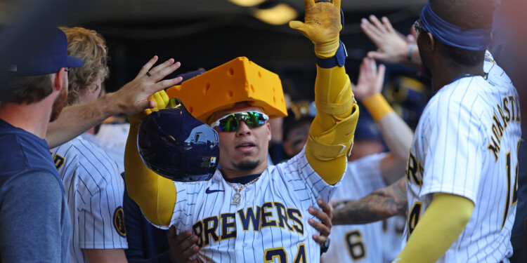 Brewers beat Giants 7-5