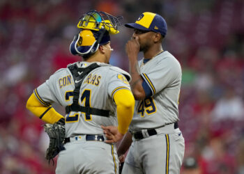 Blake Perkins hits grand slam, Brewers hold off Reds for 10-8 win