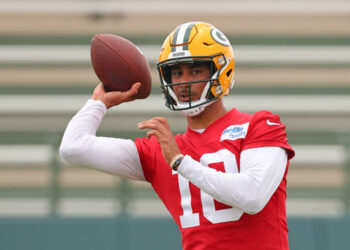 Extra Points: A new season, with a new QB, brings a new attitude to Green  Bay - WTMJ