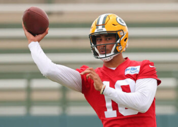 Extra Points: The book on Jordan Love? It’s a waiting game.