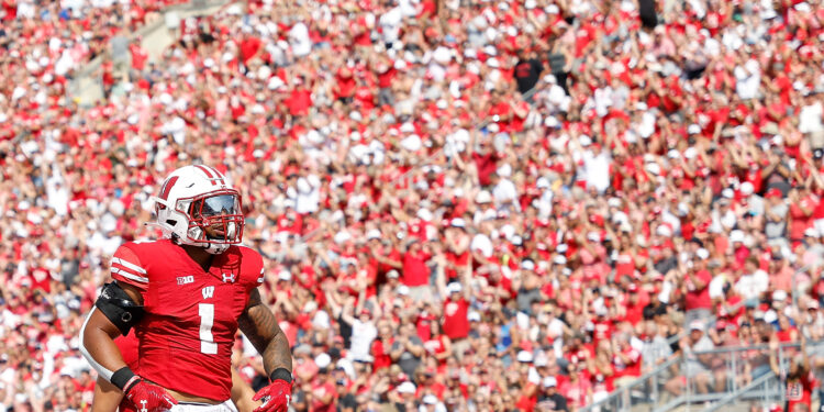 Mark Tauscher on Camp Randall loud music: UW is trying to find 'right  balance' - WTMJ