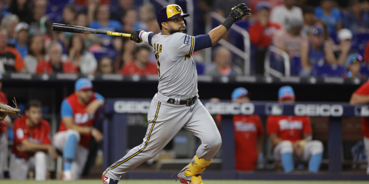 NL Central will need to wait another day as Marlins beat Brewers 5-4