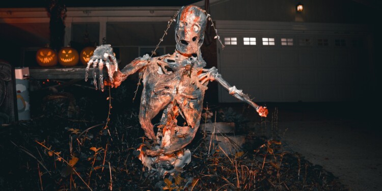 Are these Halloween decorations ‘too gory?’