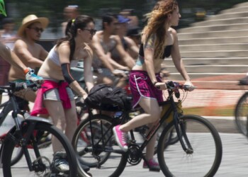 Bill banning public nudity introduced in Madison