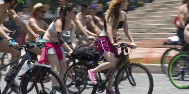 Bill banning public nudity introduced in Madison