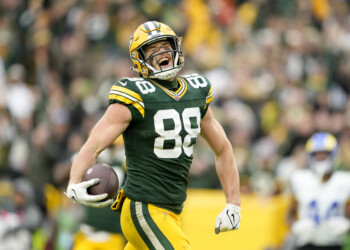 Leap-less in Lambeau