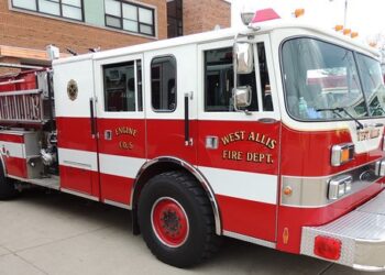 West Allis fire leaves teen with severe burns