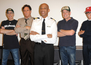 Behind the classic comedy “Airplane!” w/ Director & Milwaukee native David Zucker