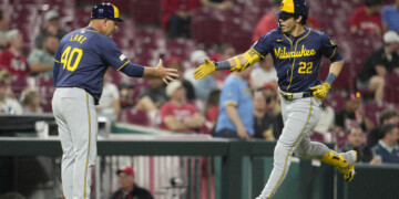 Is Yeli back, Turang’s quantum leap, and an underrated defender | Dom’s in-season Brewers Notebook