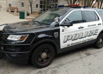 Car stolen with child inside in Glendale