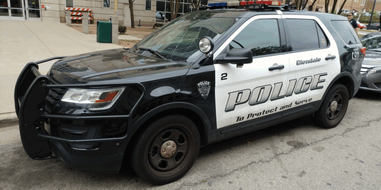 Car stolen with child inside in Glendale