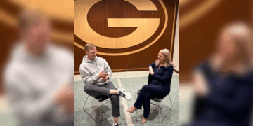 WTMJ EXCLUSIVE: Packers kicker Anders Carlson shares high-flying backup gig for life after the NFL