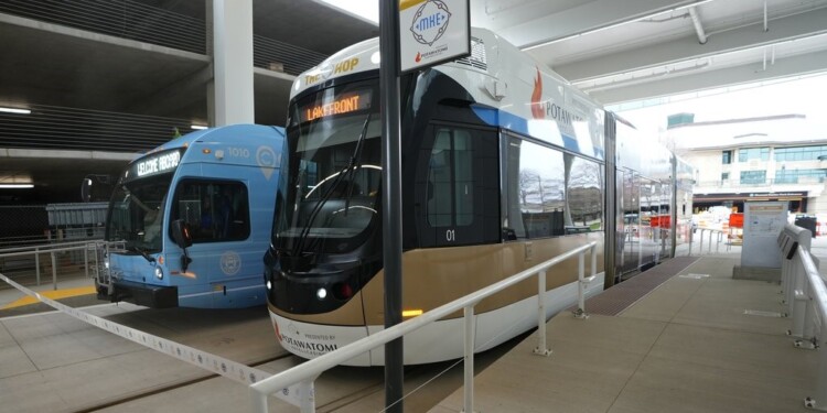 Could the Milwaukee County Transit System become a regional transit authority?