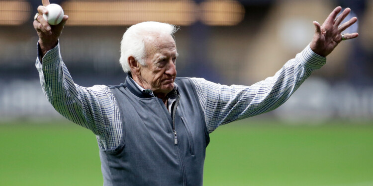 Bob Uecker tells Fox why he keeps broadcasting: “I don’t have anything else to do!”