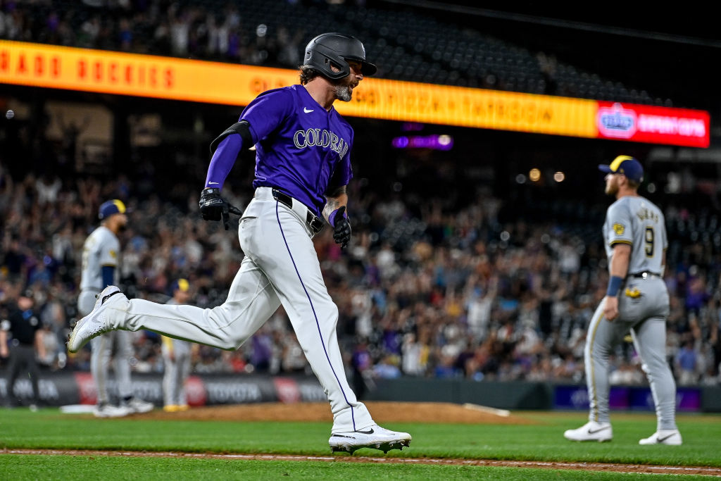 Rockies beat the Brewers at the start of the series