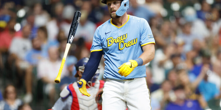 Brewers fall to Nationals in series opener