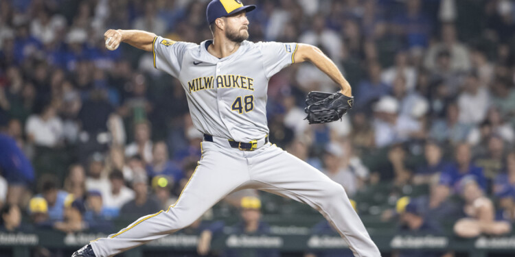 Brice Turang drives in the lone run as the Brewers shut out the Cubs 1-0