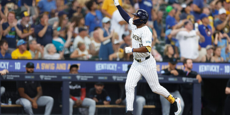 Brewers win 6-2 on Ryan Braun Day