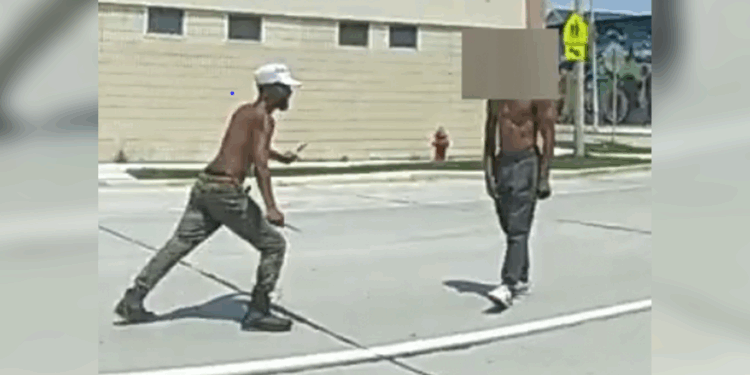 Columbus police officers kill Milwaukee man accused of brandishing knives near King Park