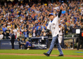 Robin Yount reflects on the 50 year anniversary of his debut season