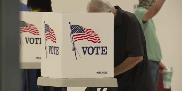 Turnout in Wisconsin election tops 26%, highest in 60 years for fall primary in presidential year