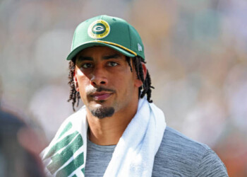 Jordan Love returns to Packers practice less than two weeks after MCL injury