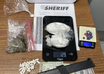 Traffic stop in Fond du Lac leads to two arrests for drugs, multiple warrants