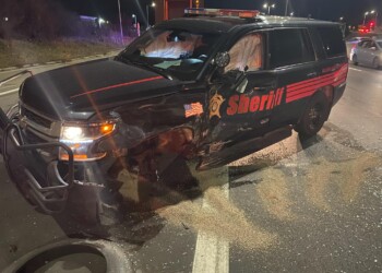 Milwaukee County Sheriff’s squads hit minutes apart