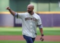Former Brewers All-Star Jonathan Lucroy remembers Bob Uecker as Milwaukee icon & prankster — Wis. Midday News