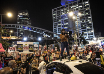 Israel and Hamas agree to ceasefire deal to pause Gaza war and release some hostages