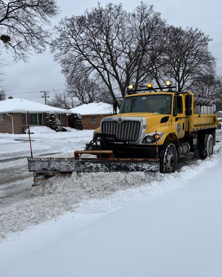 Snow Emergency in Milwaukee: parking restrictions and no garbage pickup