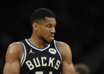 Giannis Antetokounmpo out of All-Star Game with injury, AP source says