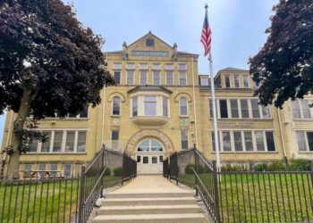 Trowbridge School to close temporarily due to high lead levels