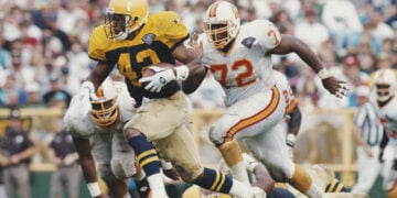 Former Packers running back charged with operating dog fighting ring