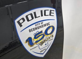 Oconomowoc City Hall reopens after police investigation