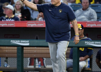 Pat Murphy on pitching injuries: ‘unbelievable’