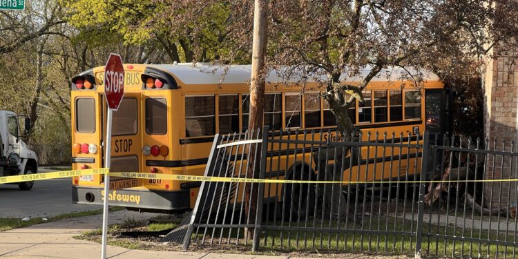 School bus crash injures one on Milwaukee’s near west side