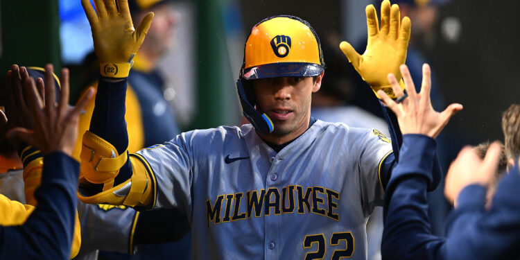 Christian Yelich Homers Twice, Brewers Win Series Opener Through the Rain in Pittsburgh 8-3