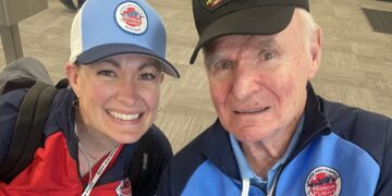 Local Vietnam helicopter pilot remembers friend who died in Vietnam — Wis. Afternoon News