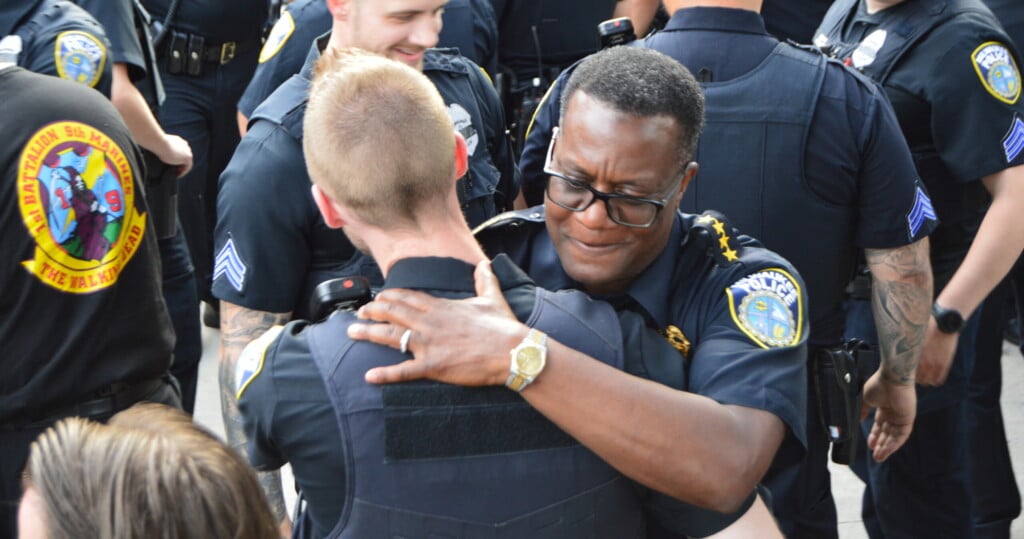 Milwaukee police officer dies from injuries after ambush attack - WTMJ