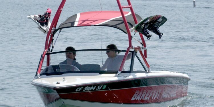 Wake Boats aren’t always welcome on Wisconsin lakes