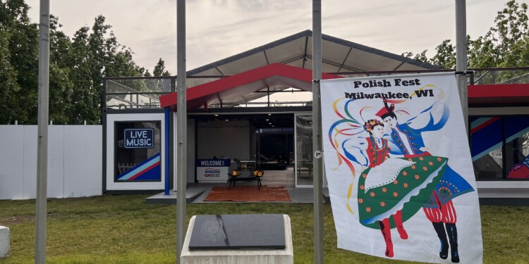 Milwaukee’s lakefront comes alive during Father’s Day weekend