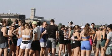 Milwaukee-based run clubs emphasize health, wellness, and community