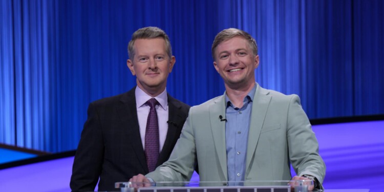 Milwaukee-area teacher wins first appearance on ‘Jeopardy!’