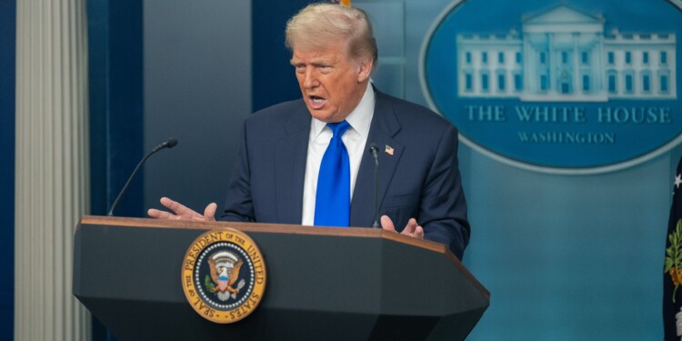 New Hampshire judge to pause Trump’s birthright citizenship order