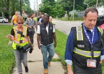 Milwaukee County Executive meets with residents to assess flood damage
