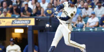 Brewers Win 10th in a Row, Take Opener Over Pirates 7-1 Behind Early Offense, Quintana’s Quality Start