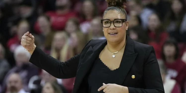 Ex-Wisconsin players say in lawsuit that former coach Marisa Moseley psychologically abused them