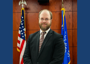 Wisconsin court commissioner resigns after dispute over immigration warrant