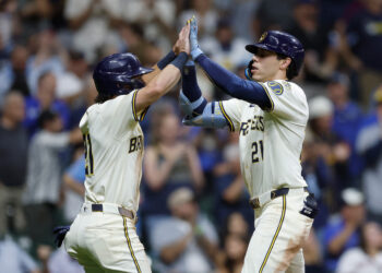 Brewers Score Early and Often, Peralta Dominates as Milwaukee Cruises to 9-2 Victory Over Angels